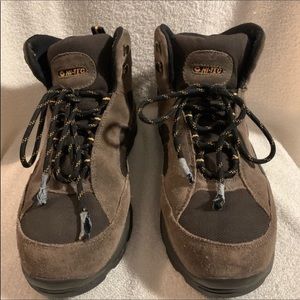 Hi-Tec Size 11.5 Olive Green/Black